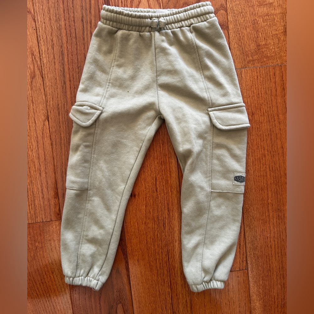 Boys Sage Green Cargo Sweatpants by Zara